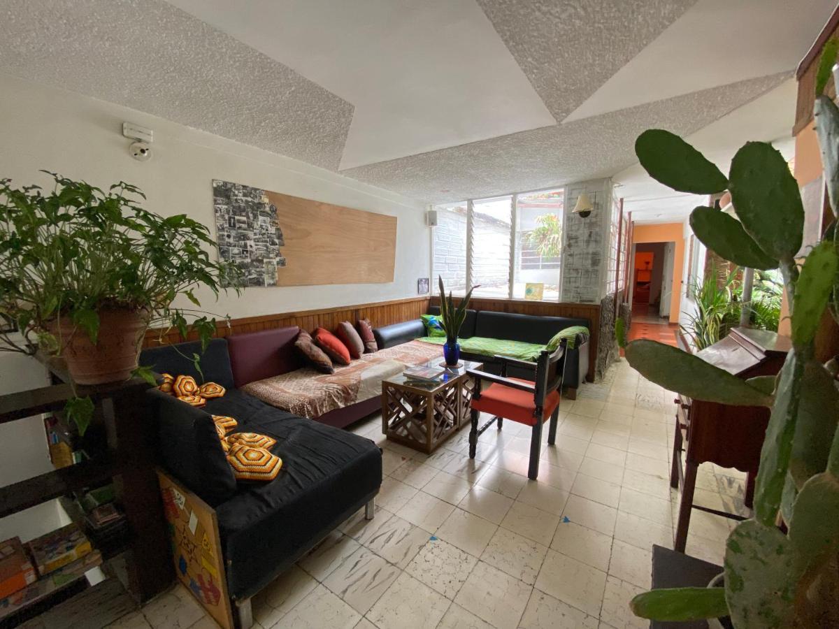 Hostal Casa Las Tias Medellín Kültér fotó