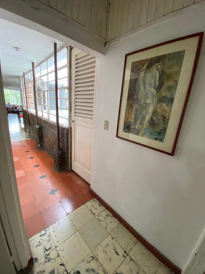 Hostal Casa Las Tias Medellín Kültér fotó