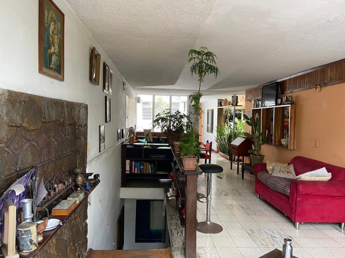 Hostal Casa Las Tias Medellín Kültér fotó